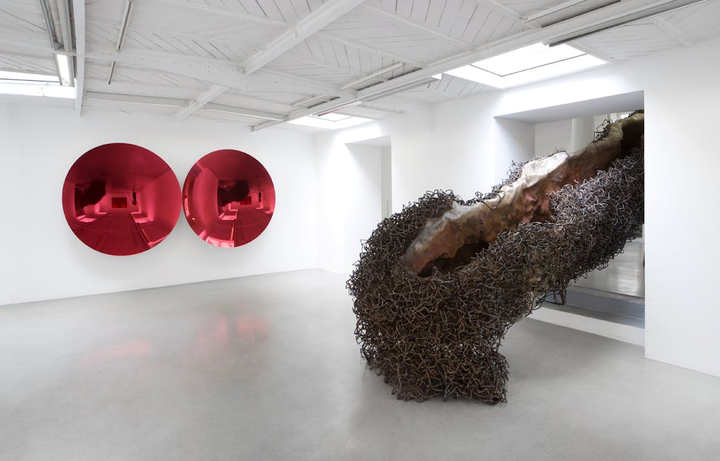 Exhibition view, kamel mennour, Paris - © kamel mennour