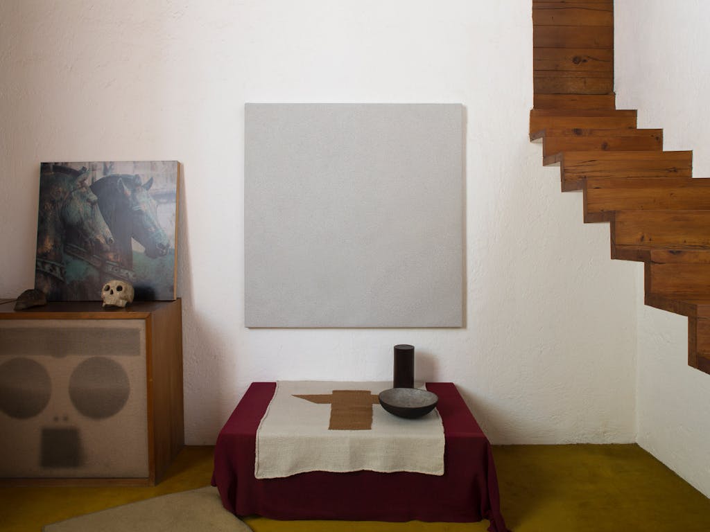 Exhibition view, Casa Luis Barragan, Mexico City - © kamel mennour