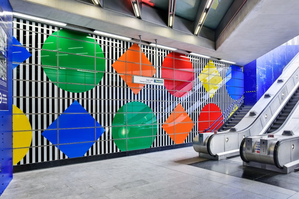 Diamonds and Circles, permanent works in situ - © kamel mennour