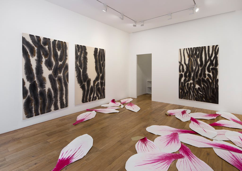 Exhibition view, kamel mennour, London - © kamel mennour