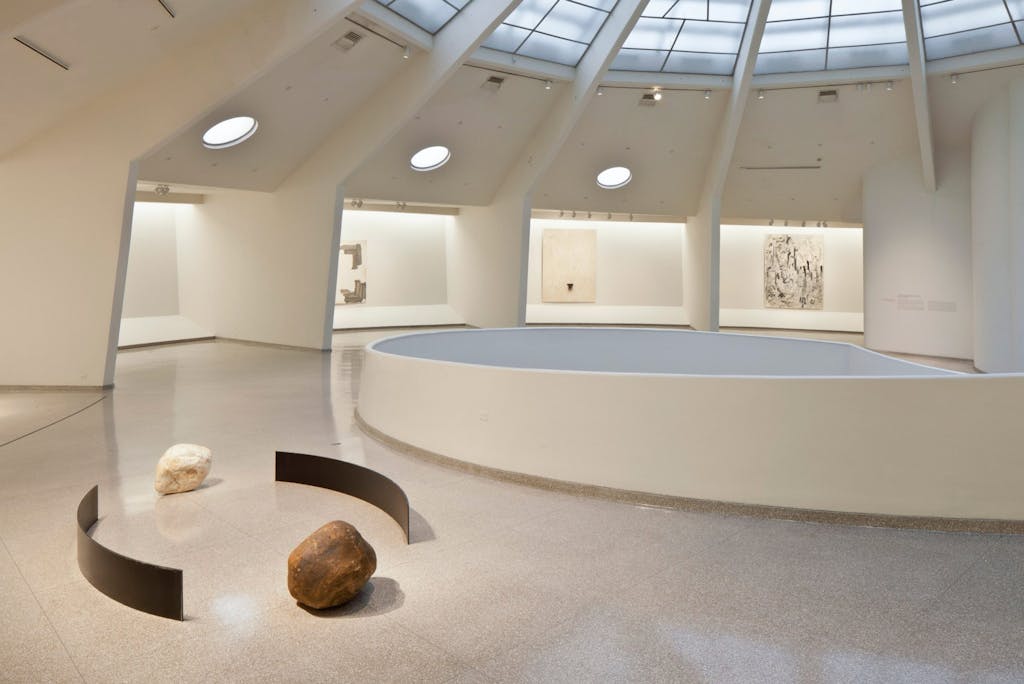 Exhibition view, Guggenheim, New York - © kamel mennour