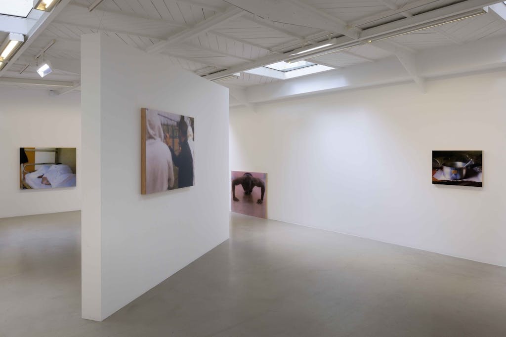Exhibition view, kamel mennour, Paris - © kamel mennour