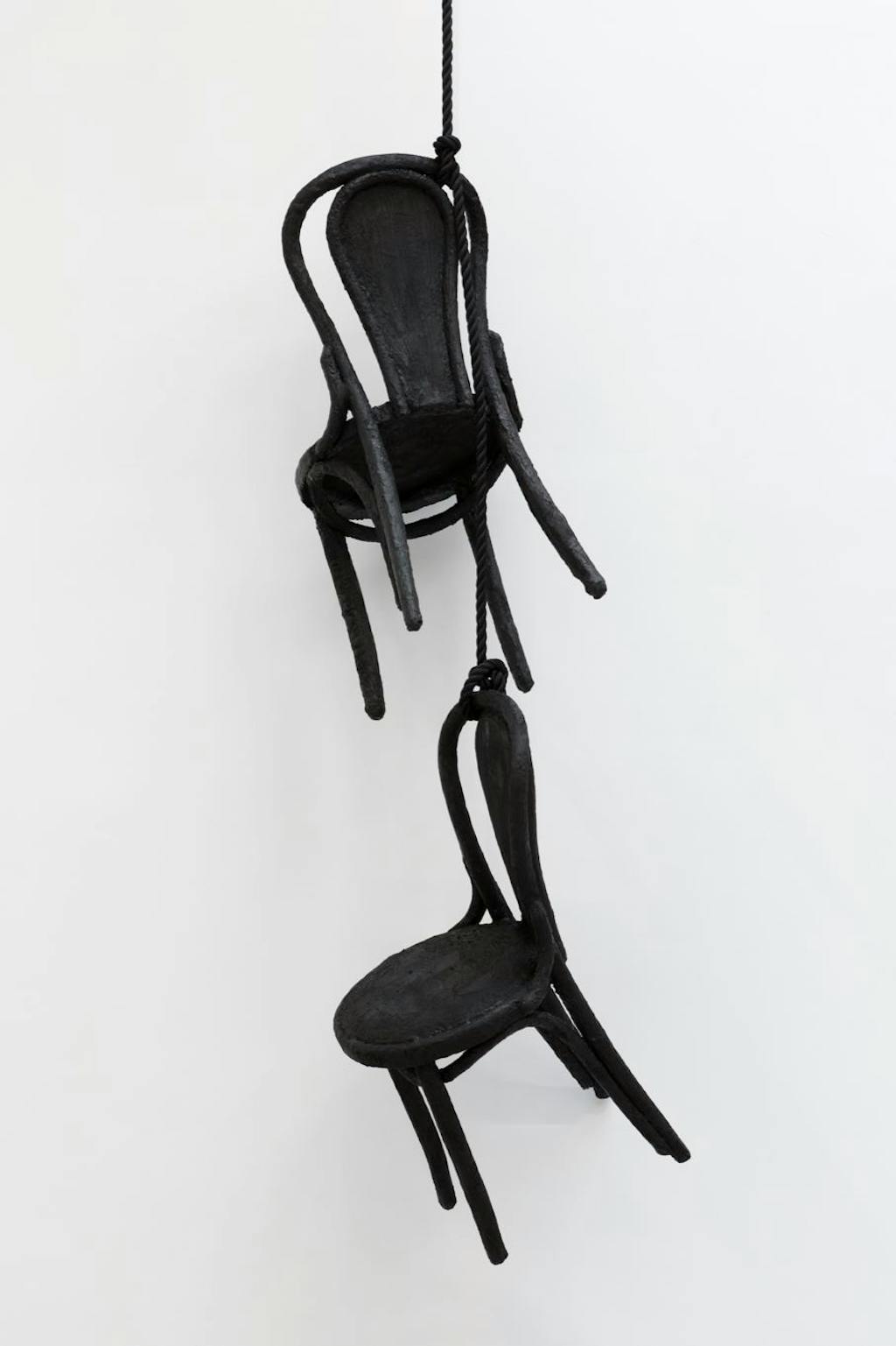Untitled / Chairs - © kamel mennour