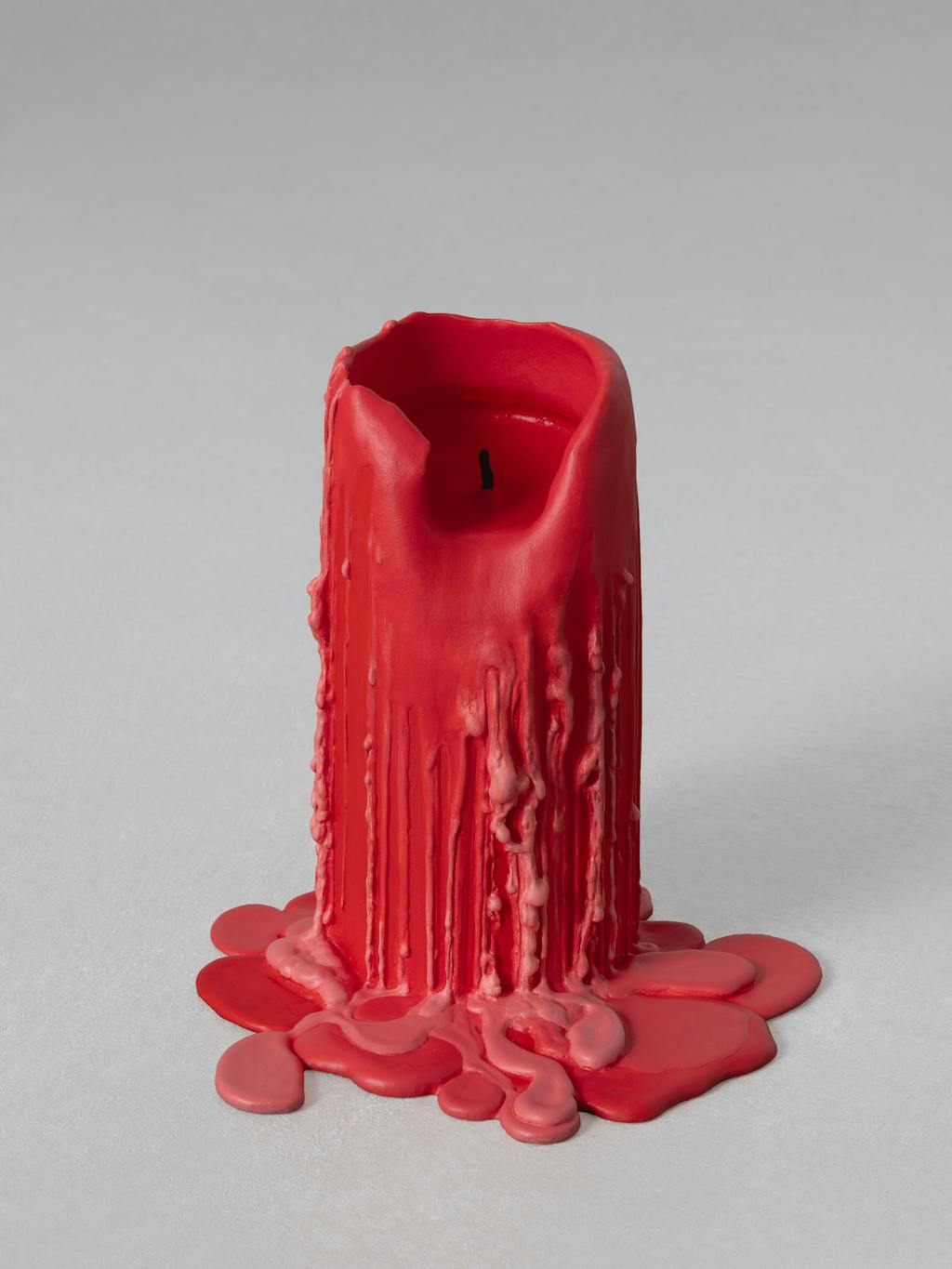 still.life. (deep red candle) - © Mennour