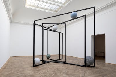 Alicja Kwade - Kunsthalle Charlottenburg - © Mennour