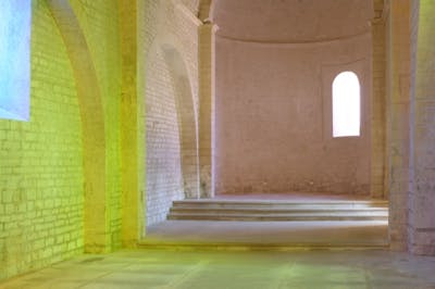 Ann Veronica Janssens  - Abbaye de Fontevraud - © Mennour